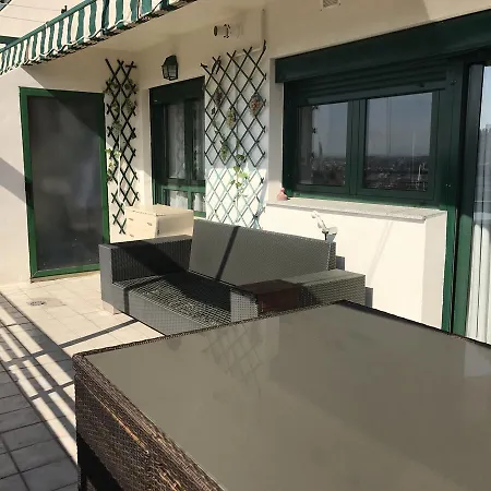 Oceanografic Apartment